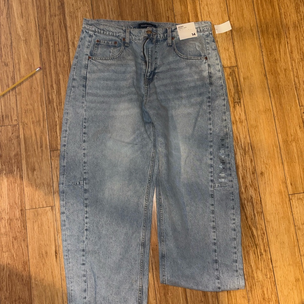 Aeropostale Women's Light Blue Relaxed Jeans